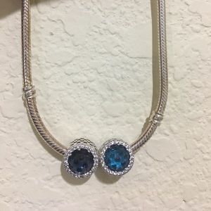 ☁️Authentic pandora blue charms*2☁️